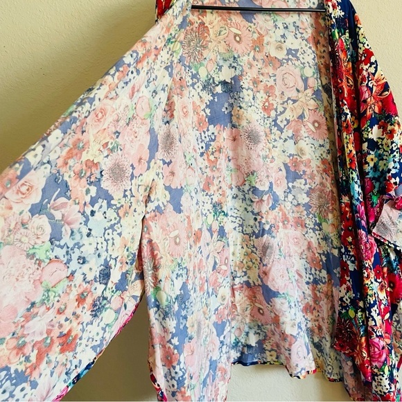 Umgee womans M/L open front kimono vibrant summer floral casual spring flowy - Picture 5 of 9